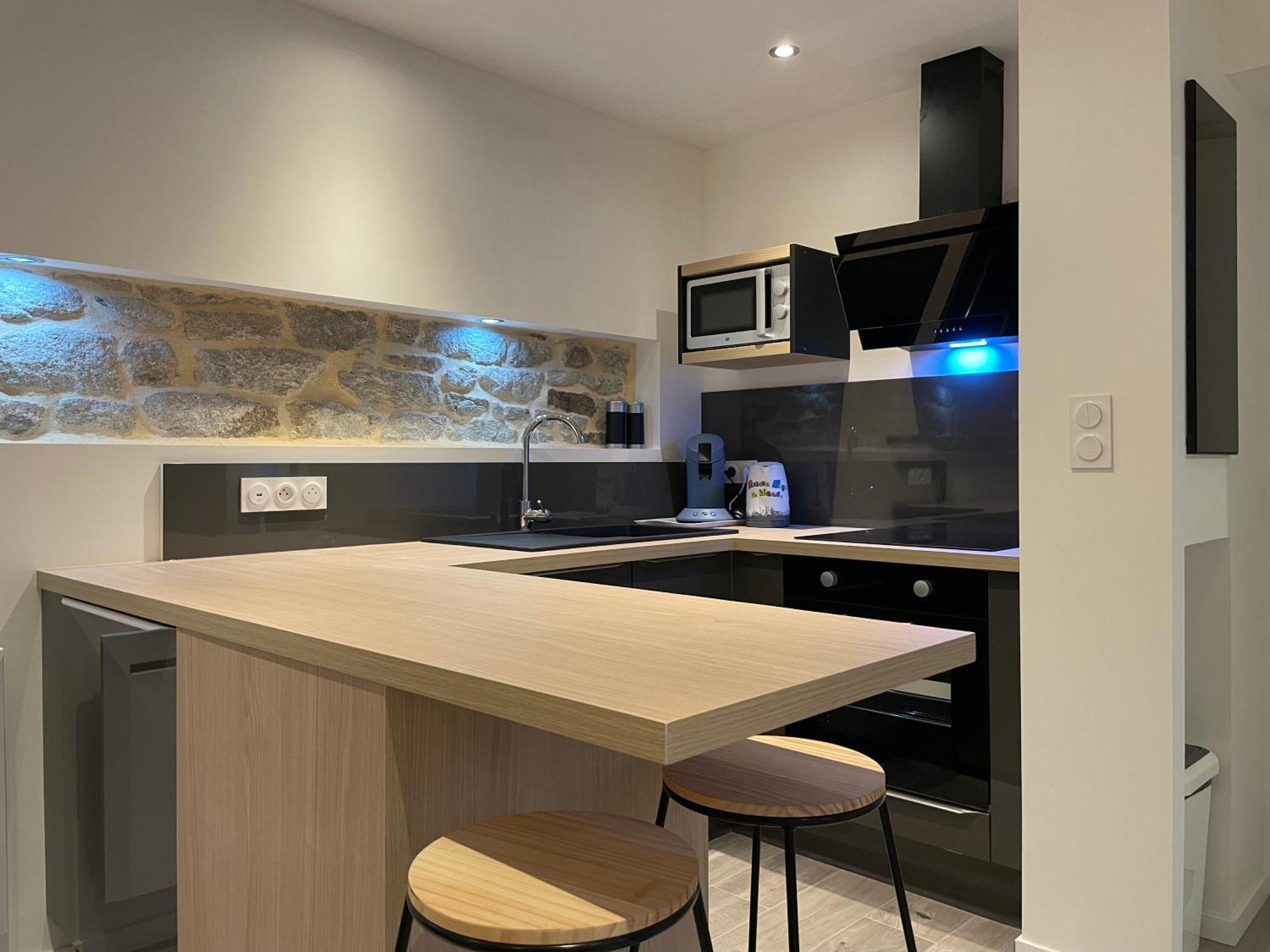 Le Calloch 2D - Studio 4 Etoiles - Quartier Gare - Wifi - Netflix 캥페르 외부 사진